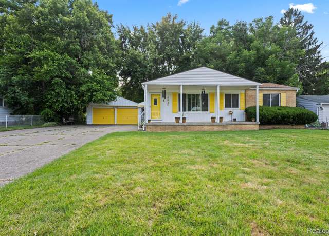 Property at 4436 Carmanwood Dr, Flint, MI 48507, 3 beds, 1 bath