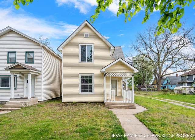 Property at 177 W 9th St, Holland, MI 49423, 4 beds, 1.5 baths