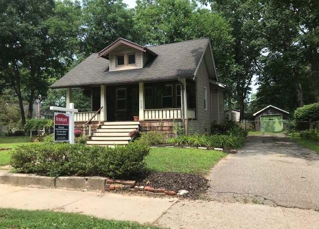 Property at 716 Catalpa Dr, Royal Oak, MI 48067, 2 beds, 1 bath
