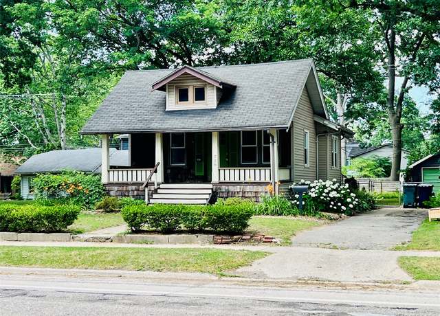 Property at 716 Catalpa Dr, Royal Oak, MI 48067, 2 beds, 1 bath