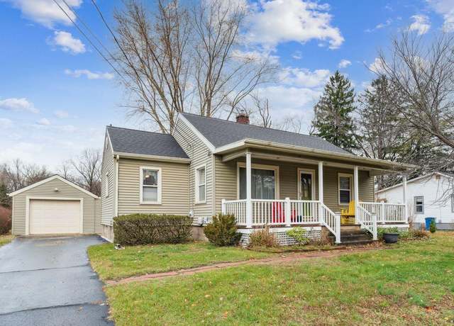 Property at 14840 Marquette Rd, Lakeside, MI 49116, 3 beds, 2 baths