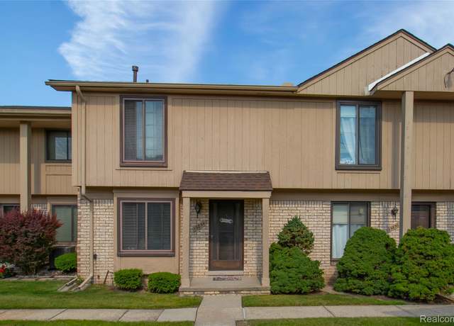 Property at 13834 Barcroft Way, Warren, MI 48088, 2 beds, 1.5 baths
