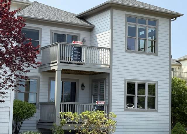 Property at 210 Garden Ter Unit A, Douglas, MI 49406, 3 beds, 2.5 baths