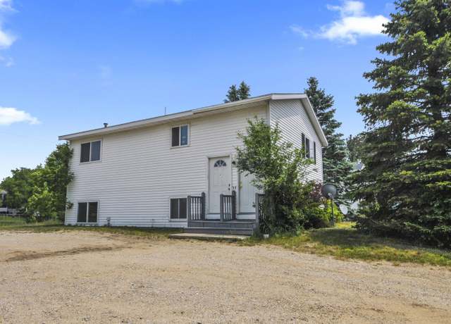 Property at 1404/1406 W Division St, Cadillac, MI 49601