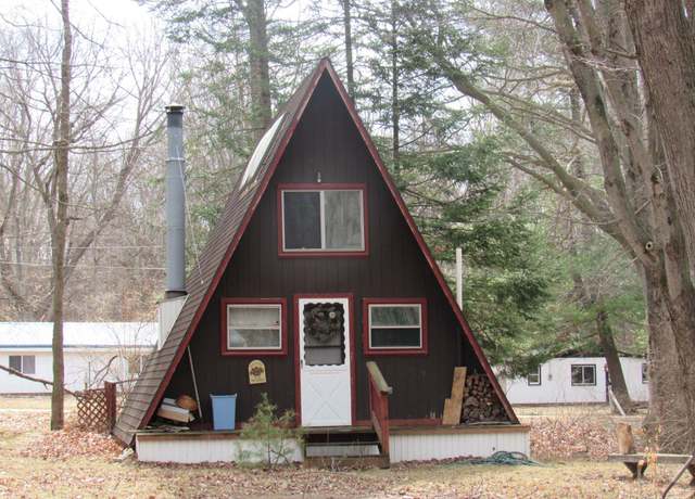 Property at 5892 Woodland Dr, Lake, MI 48632, 1 bed, 1 bath