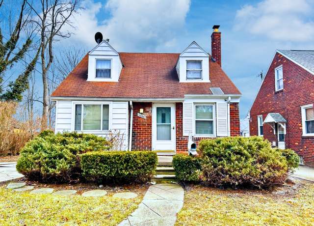 Property at 11060 Peerless St, Detroit, MI 48224, 3 beds, 1.5 baths