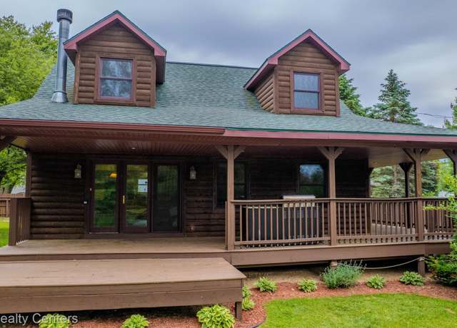 Property at 1471 Eldon Ct, Gladwin, MI 48624, 2 beds, 2 baths