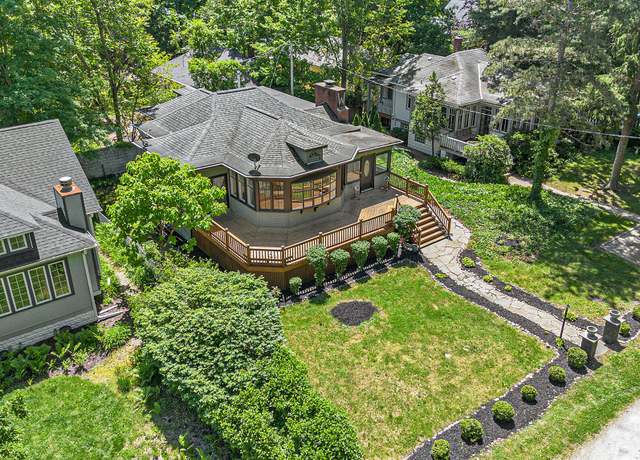 Property at 16277 Fourth St, Union Pier, MI 49129, 4 beds, 1.5 baths