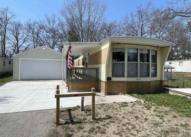 Property at 5529 Forest Dr, Oscoda, MI 48750, 2 beds, 1 bath