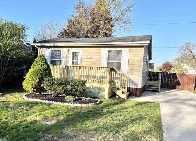 Property at 2728 17th Ave Ave, Port Huron, MI 48060, 2 beds, 1 bath