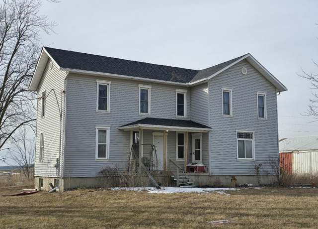 Property at 3848 S Wacousta Rd, St Johns, MI 48879, 5 beds, 1 bath