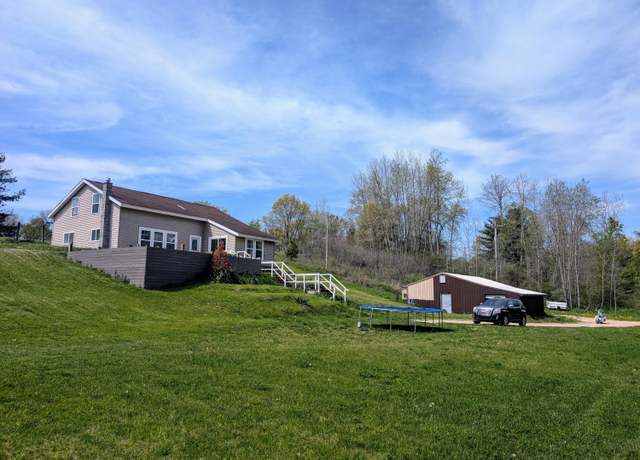 Property at 12419 Newcosta Ave, Sand Lake, MI 49343, 5 beds, 1 bath