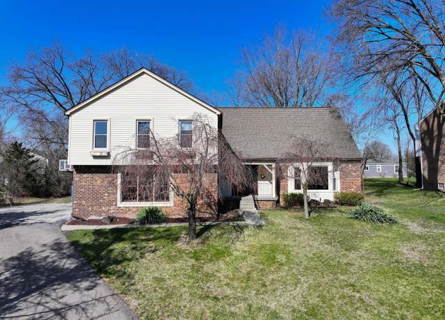 Property at 4238 Still Meadow Ln, West Bloomfield, MI 48323, 4 beds, 2.5 baths