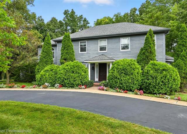 Property at 3482 Oak Park Dr, Saline, MI 48176, 4 beds, 2.5 baths