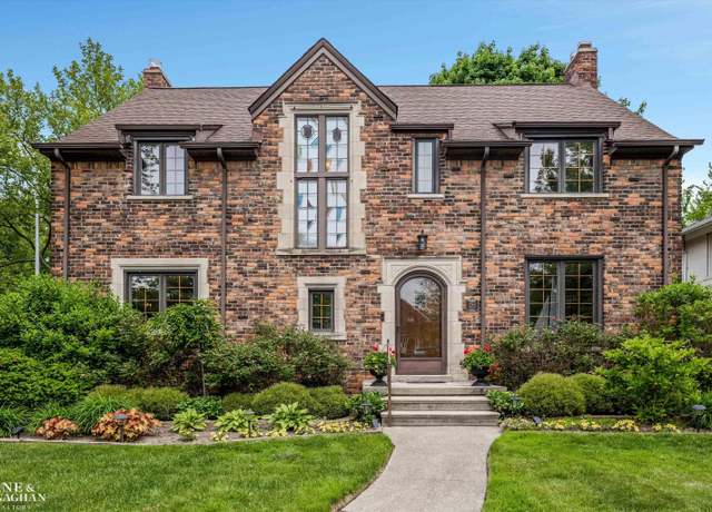 Property at 1264 Bedford Rd, Grosse Pointe Park, MI 48230, 4 beds, 2.5 baths