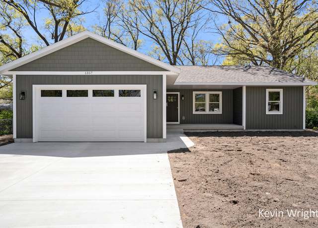 Property at 1357 Marquette Ave, Muskegon, MI 49442, 3 beds, 2 baths