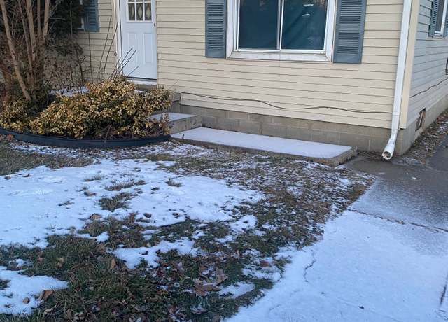 Property at 2138 N Center Rd, Burton, MI 48509, 2 beds, 1 bath