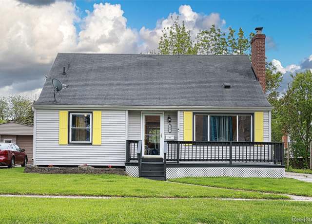 Property at 3001 Yale St, Flint, MI 48503, 4 beds, 1 bath