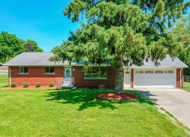 Property at 1312 N Bielby St, Waterford, MI 48328, 3 beds, 1.5 baths
