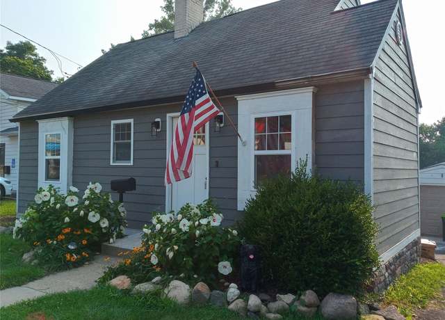 Property at 501 N Leroy St, Fenton, MI 48430, 3 beds, 2 baths