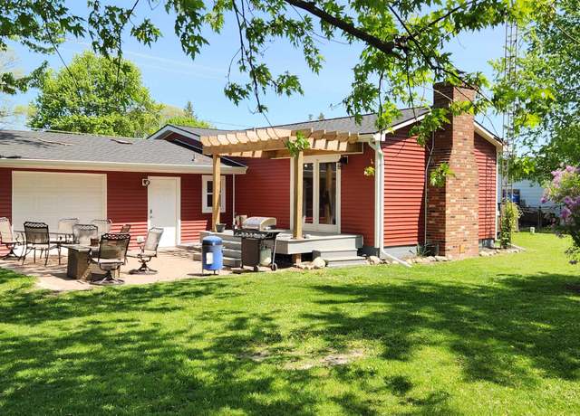 Property at 5141 Maple Rd, Swartz Creek, MI 48473, 3 beds, 1 bath