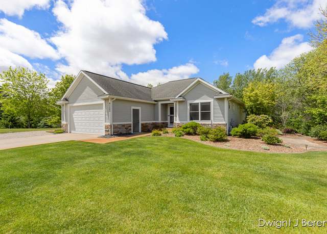 Property at 4122 Autumn Crest Dr, Hamilton, MI 49419, 4 beds, 3 baths