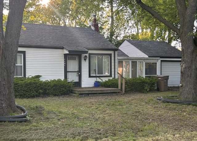 Property at 1461 Stirling Ave, Pontiac, MI 48340, 2 beds, 1 bath