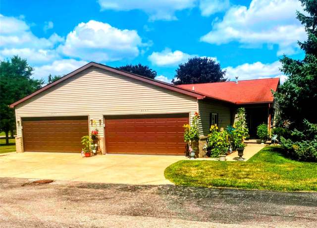 Property at 5057 Sandalwood Dr, Grand Blanc, MI 48439, 2 beds, 2 baths