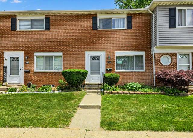 Property at 2522 Patrick Henry St, Auburn Hills, MI 48326, 2 beds, 1.5 baths