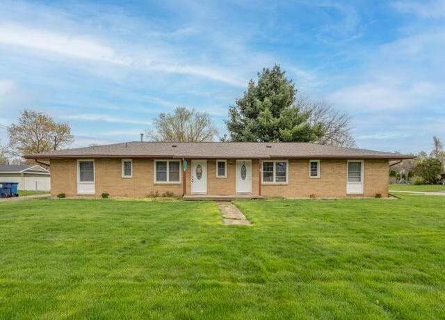 Property at 1314 Magnolia St, Kalamazoo, MI 49048, 4 beds, 2 baths