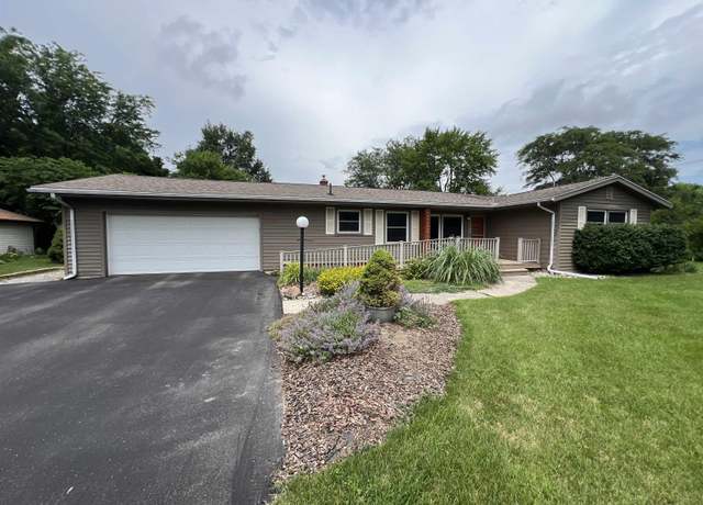 Property at 2244 Shannon Dr, Adrian, MI 49221, 4 beds, 3 baths