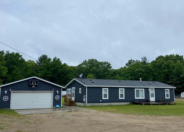 Property at 407 S Hilton Park Rd, Muskegon, MI 49442, 4 beds, 2 baths