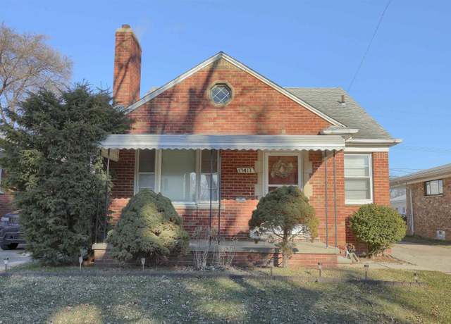 Property at 17417 Sprenger Ave, Eastpointe, MI 48021, 3 beds, 2 baths