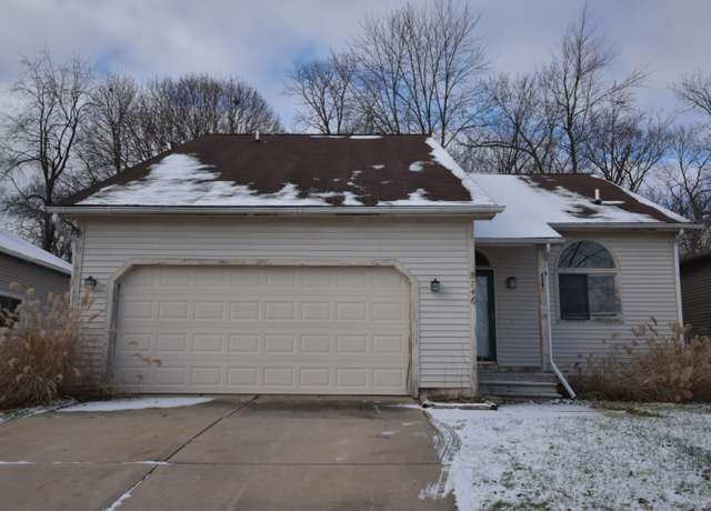 Property at 746 Woodingham Ave, Waterford Twp, MI 48328, 3 beds, 2 baths