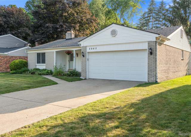 Property at 5945 Slate Dr, Troy, MI 48085, 3 beds, 3 baths