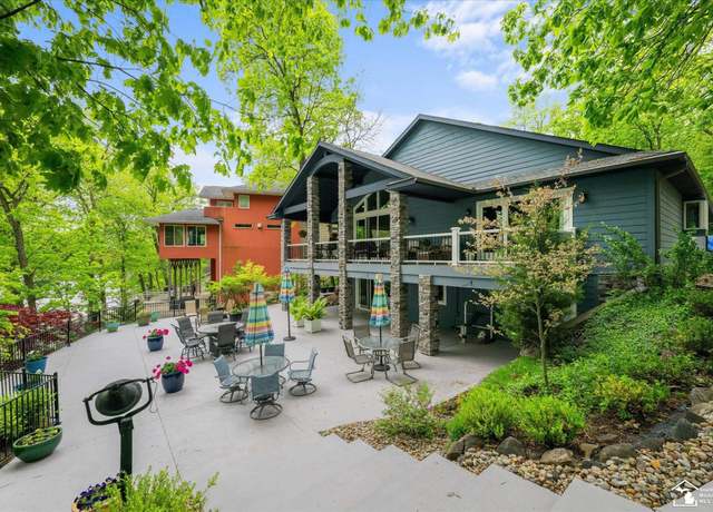 Property at 2307 Tecumseh Dr, Brooklyn, MI 49230, 5 beds, 3 baths