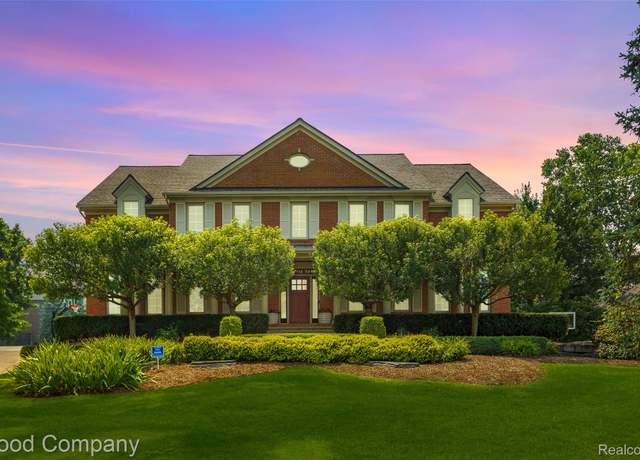 Property at 2933 Ambleside Ct, Rochester, MI 48306, 4 beds, 5 baths