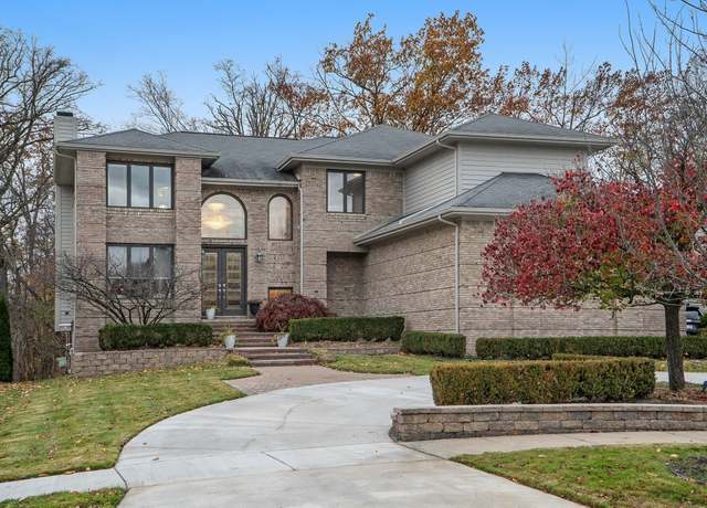 Property at 6286 Branford Dr, West Bloomfield, MI 48322, 5 beds, 5 baths