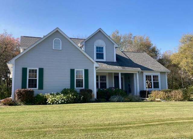Property at 3920 Sand Bar Ct, Oxford, MI 48371, 4 beds, 3.5 baths