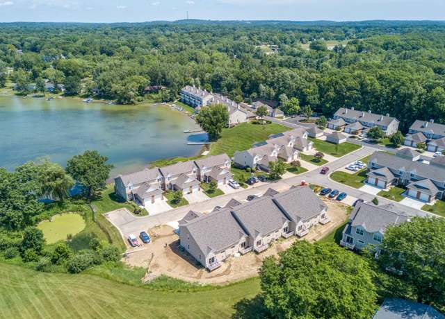 Property at 11306 Woodruff Lk, Brighton, MI 48116, 2 beds, 2 baths