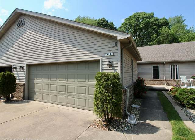 Property at 19270 Otto Ct, New Boston, MI 48164, 2 beds, 2 baths