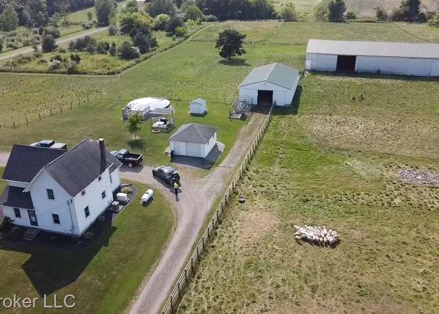 Property at 2834 S State Rd, Caledonia Charter Township, MI 48817, 4 beds, 1.5 baths