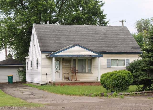 Property at 28435 Ecorse Rd, Romulus, MI 48174, 3 beds, 1 bath