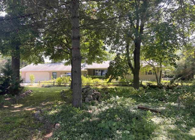 Property at 7888 E Broomfield Rd, Mt Pleasant, MI 48858, 3 beds, 2 baths