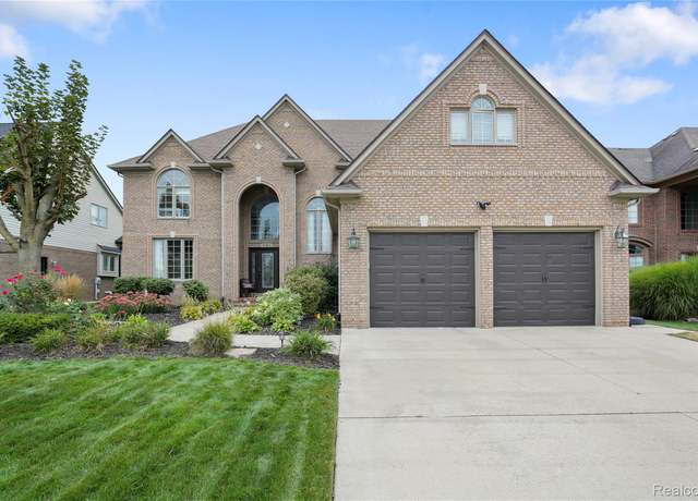 Property at 50600 Koss Dr, Macomb, MI 48044, 4 beds, 3.5 baths