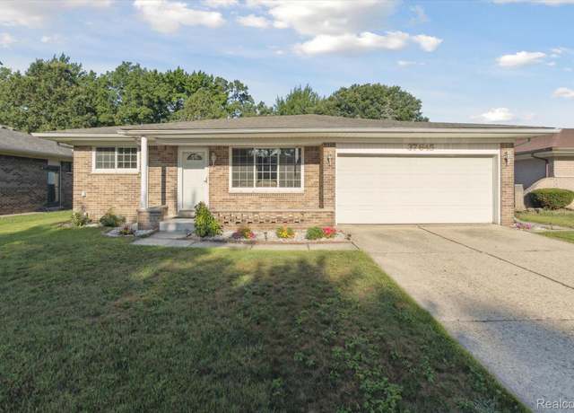 Property at 37645 Carpathia Blvd, Sterling Heights, MI 48310, 3 beds, 2.5 baths
