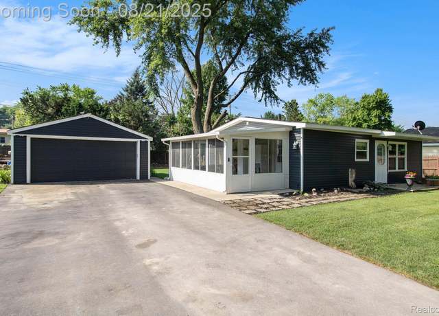Property at 9301 Big Lake Rd, Village Of Clarkston, MI 48346, 2 beds, 1 bath