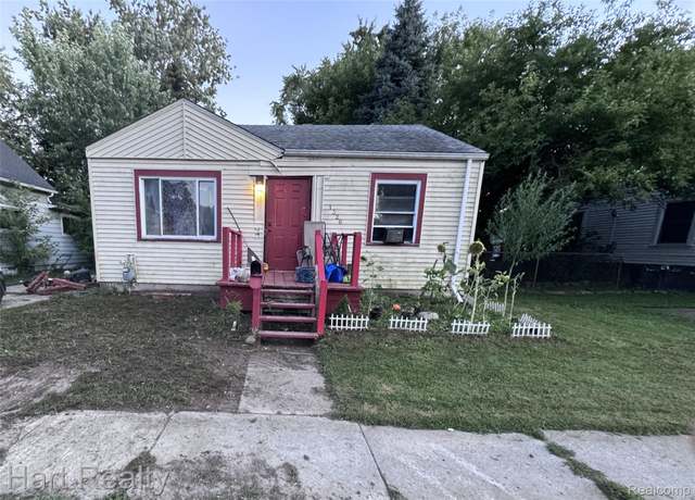 Property at 1320 White St, Port Huron, MI 48060, 2 beds, 1 bath