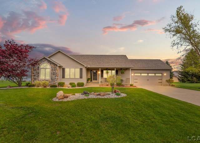 Property at 3136 Planeview Dr, Adrian, MI 49221, 3 beds, 2 baths