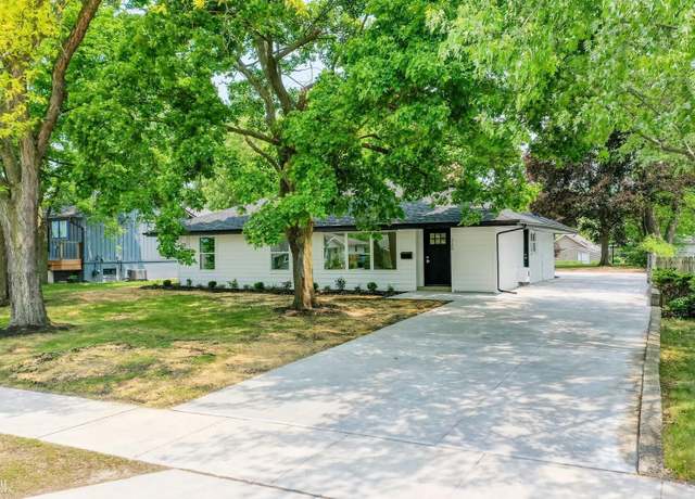 Property at 330 N Helen Ave, Rochester, MI 48307, 3 beds, 2 baths